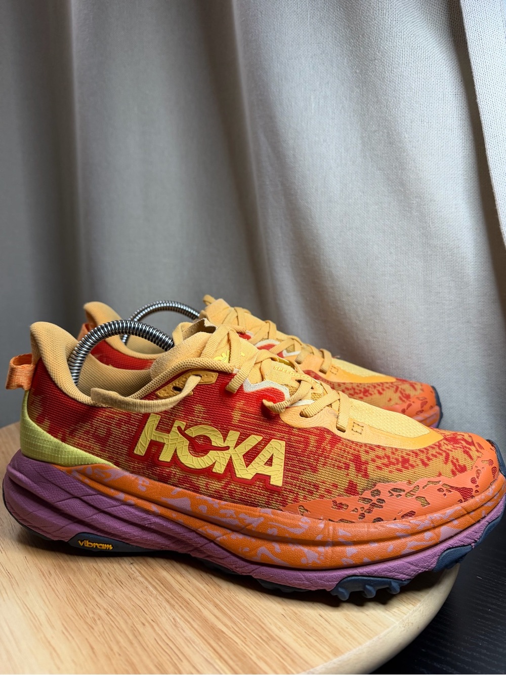 Hoka women’s spedgoat 6 running shoes - Picture 2 of 11